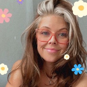 Meet your Posher, Cassie